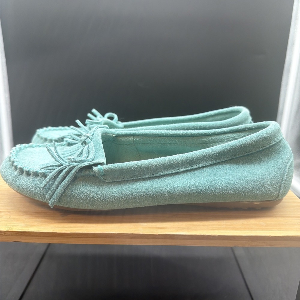 Minnetonka Kilty Suede Moccasins Womens 7 Turquoise Hardsole Fringe Loafers